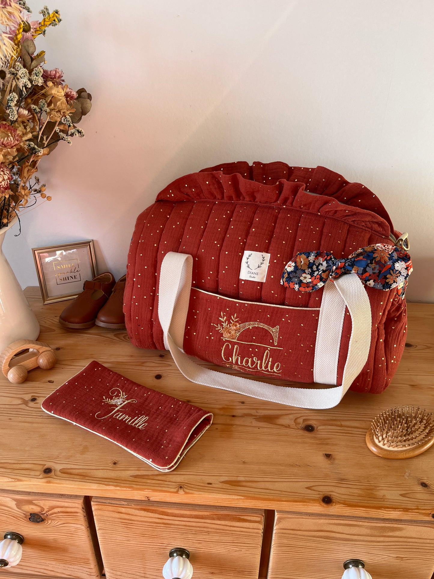 Ensemble : sac polochon et protège livret de famille personnalisables