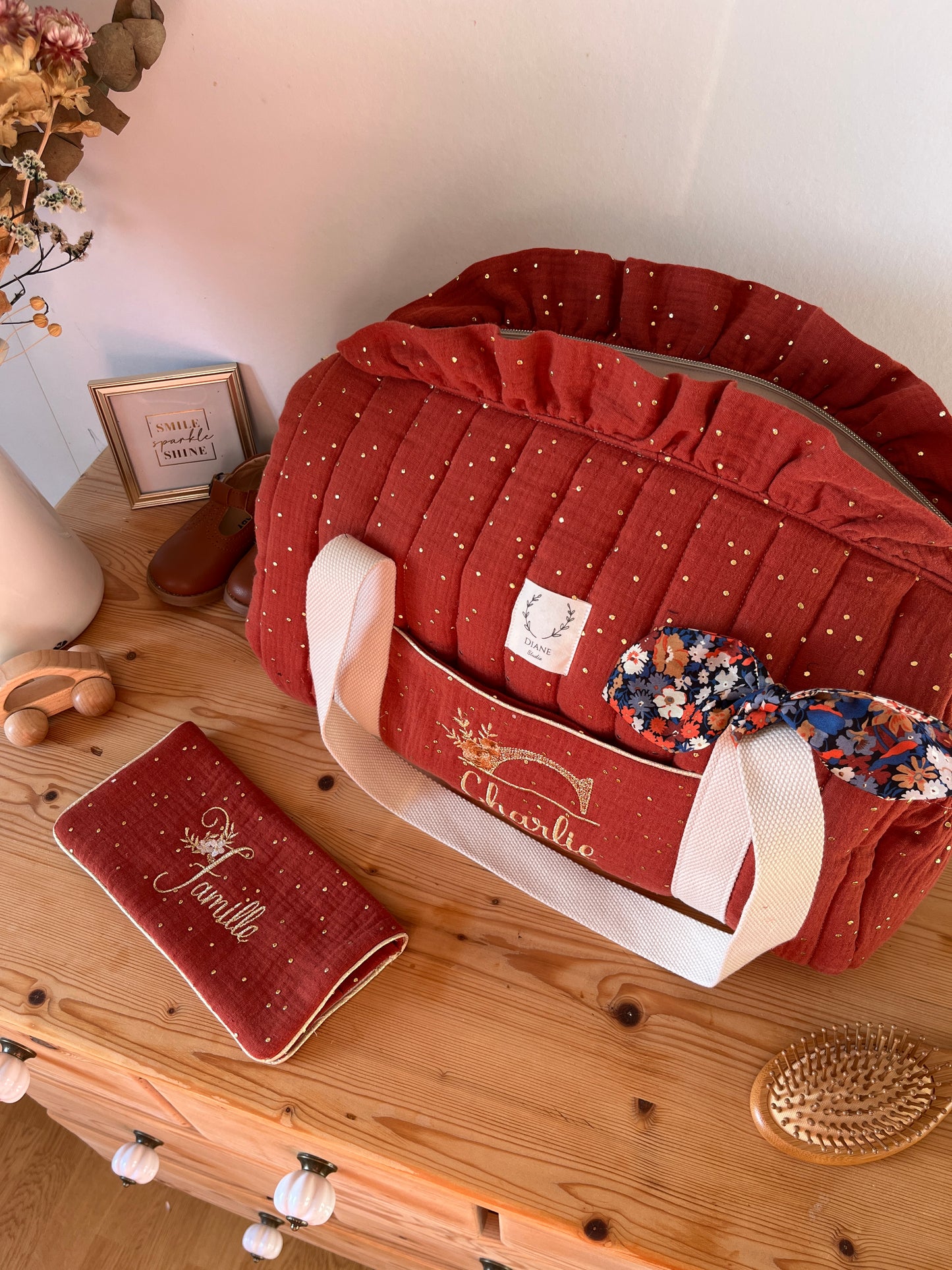 Ensemble : sac polochon et protège livret de famille personnalisables