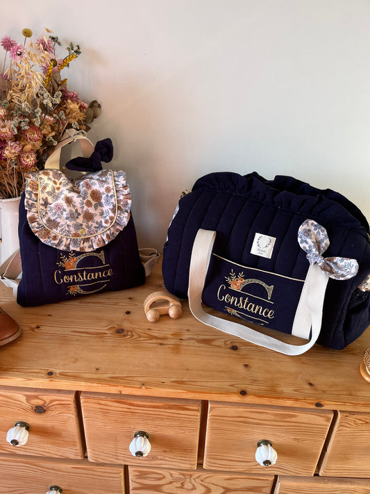 Ensemble : sac polochon et sac à dos Eglantine initiale dentelle