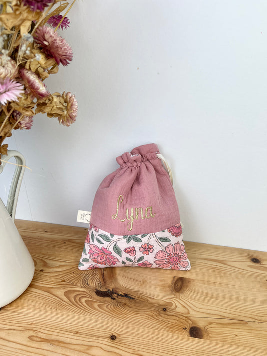 Pochon personnalisé gaze rose thé et saarah