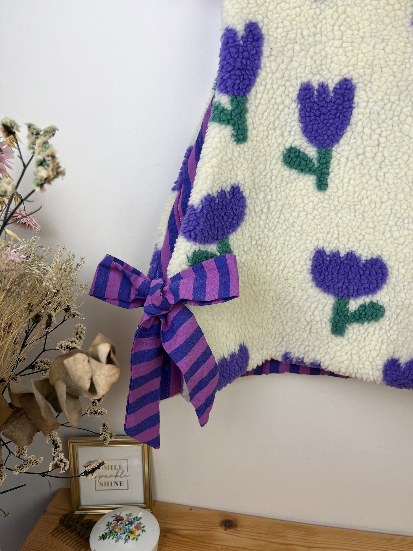 Le pull Joséphine sherpa tulipes mauve