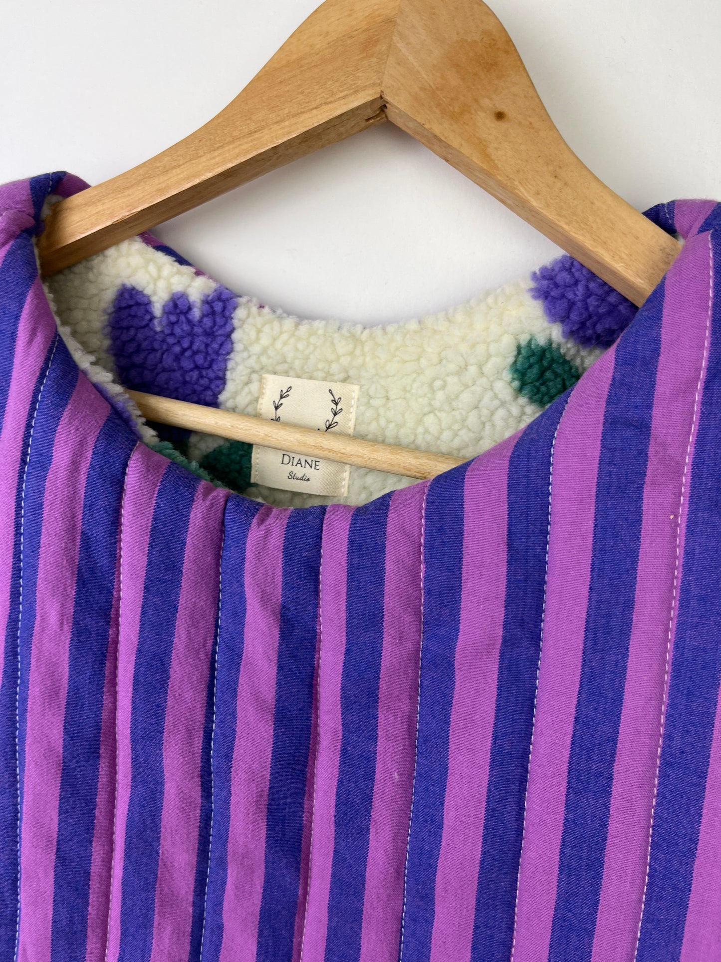 Le pull Joséphine sherpa tulipes mauve