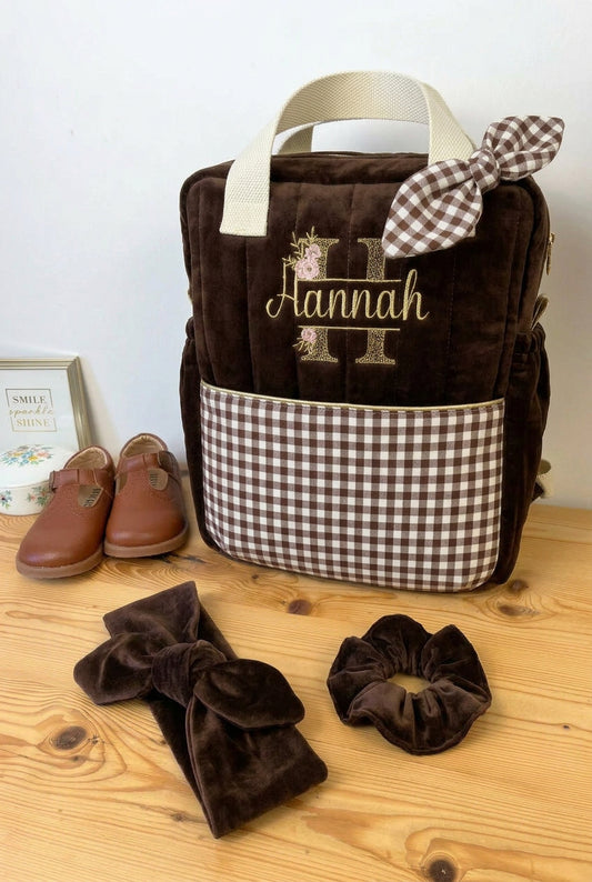 Set: lace initial duffel bag and Eglantine backpack