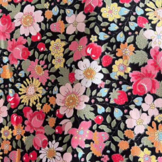 Coupon 35x90cm fleuri fond noir