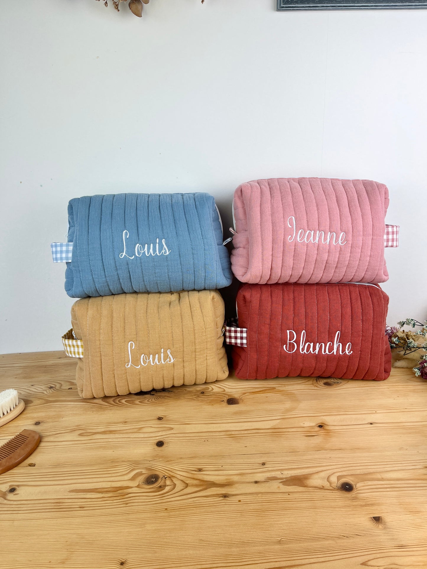 Ensemble fratrie : trousses de toilette