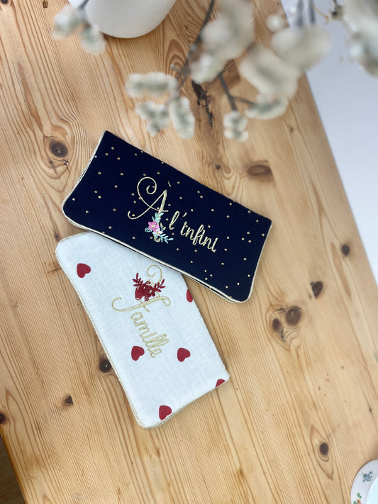 Protège livret de famille brodé personnalisable
