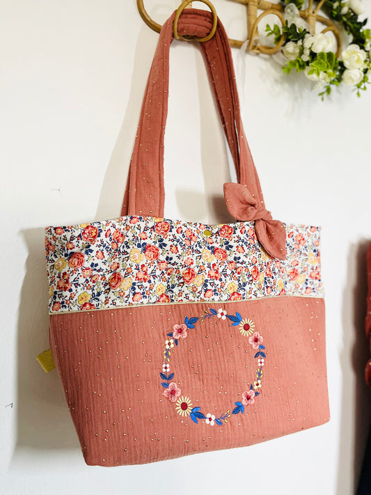 Le grand cabas Adélaïde couronne fleurie