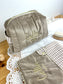 NOUVEAU Ensemble : Trousse de toilette, couverture, et protège carnet personnalisable