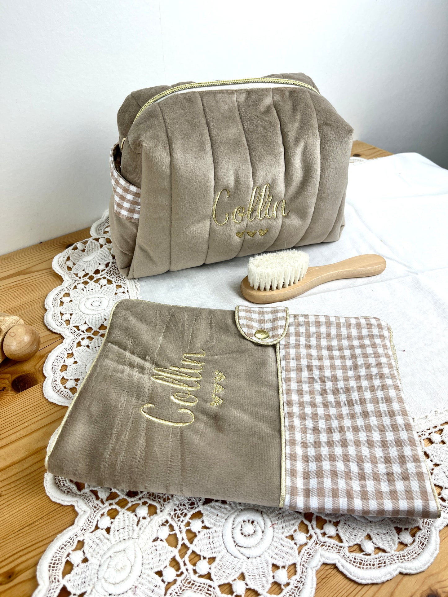 NOUVEAU Ensemble : Trousse de toilette, couverture, et protège carnet personnalisable