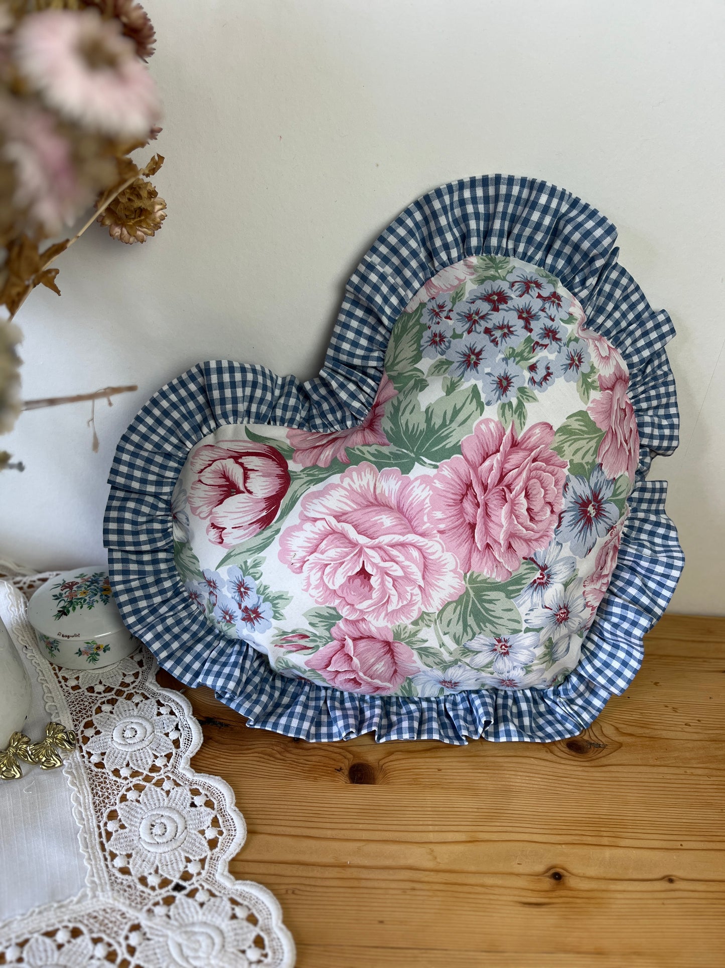 Coussin coeur volants bleus