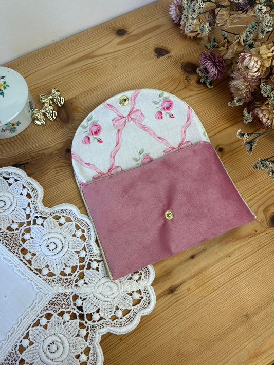 Le porte monnaie velours rose