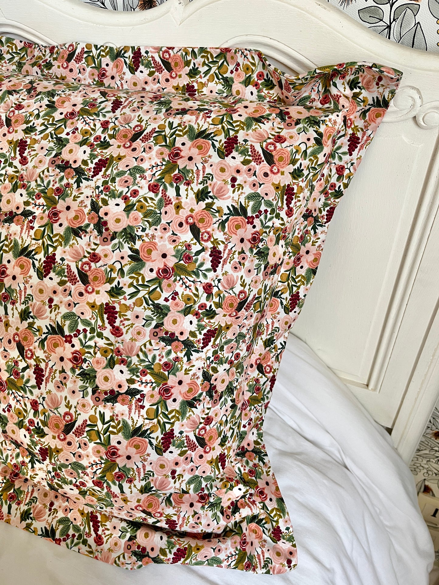 La taie d'oreiller à volants plats garden party rose