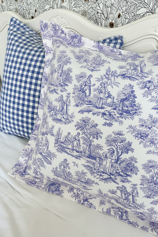 The Liberty of London flat ruffled pillowcase is 100% customizable.