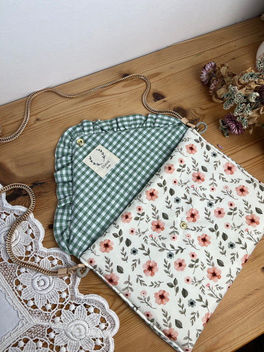 Charlotte la pochette enveloppe avec chaîne 100% personnalisable