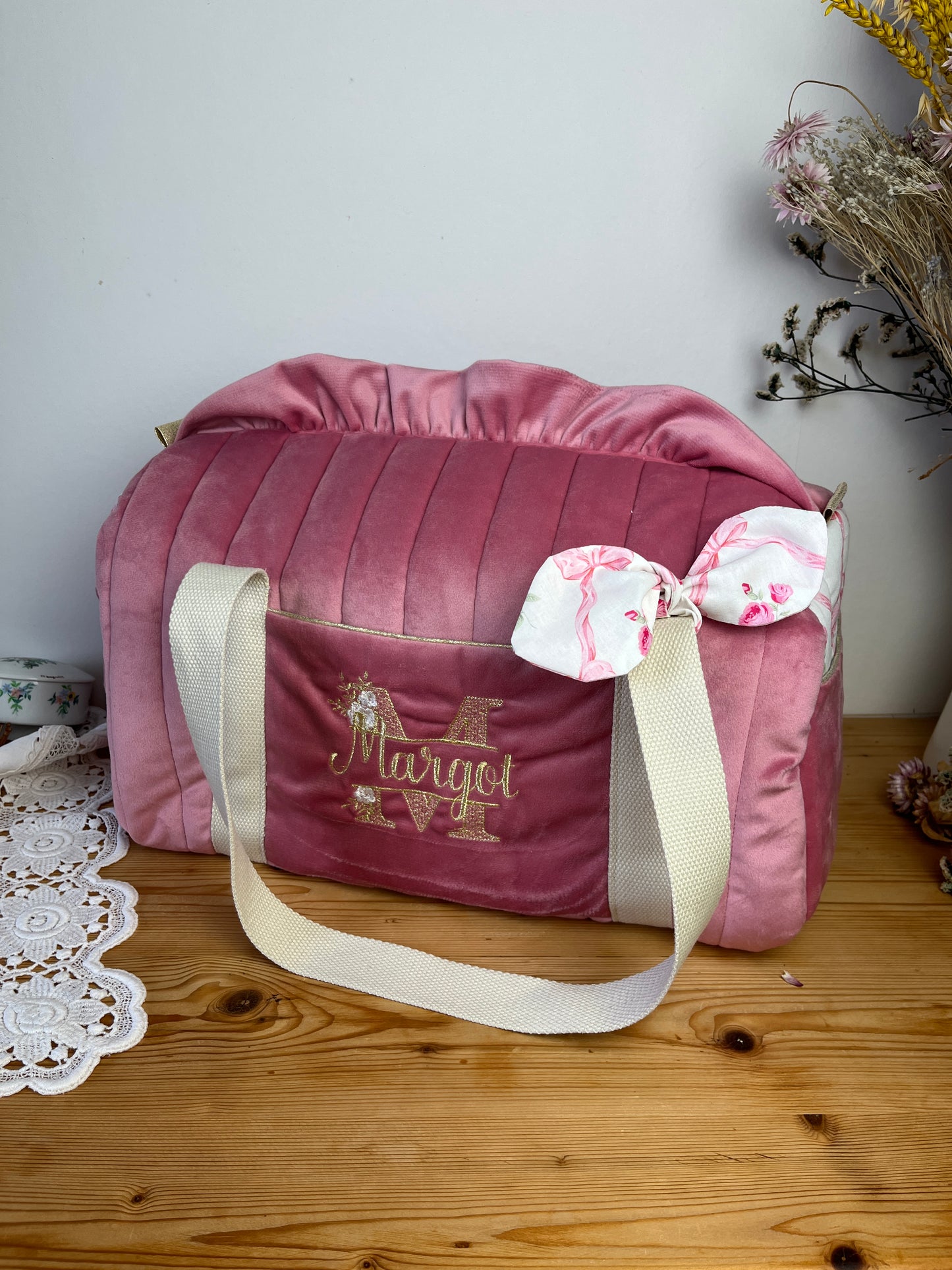 Sac Louison velours rose thé initiale dentelle