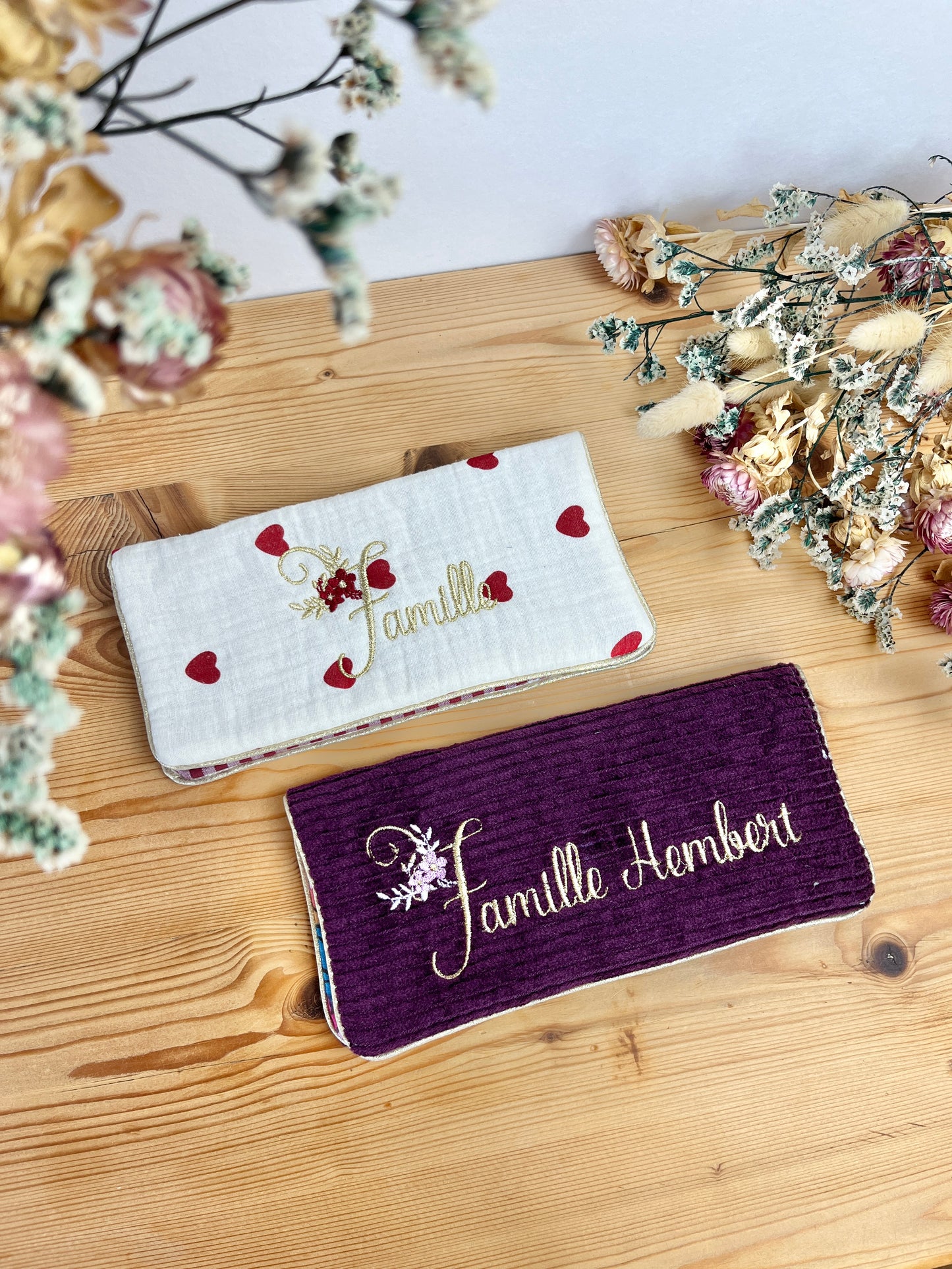 Protège livret de famille brodé 100 % personnalisable