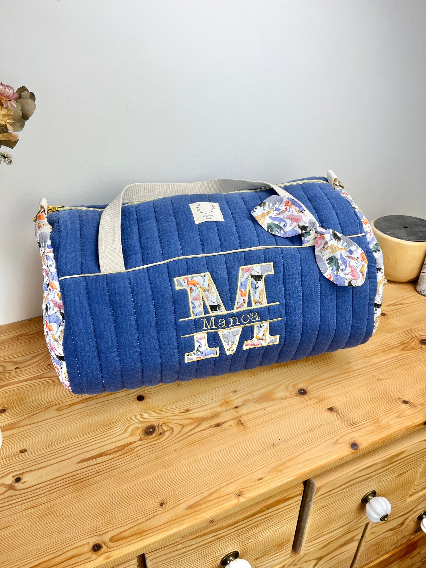 Louison le sac polochon adulte matelassé indigo et Liberty zoo