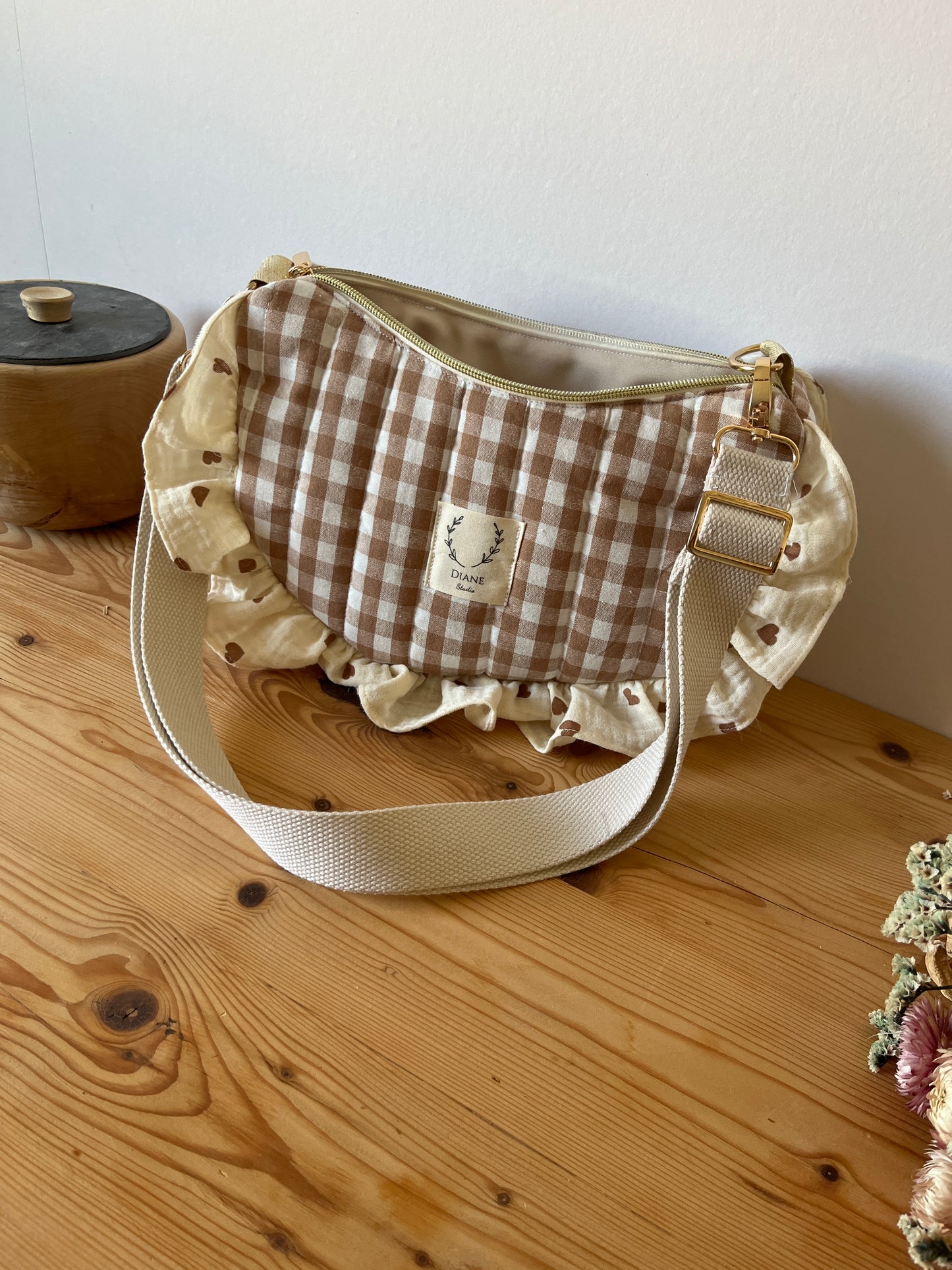 Sac Milan motifs vichy caramel et gaze coeurs