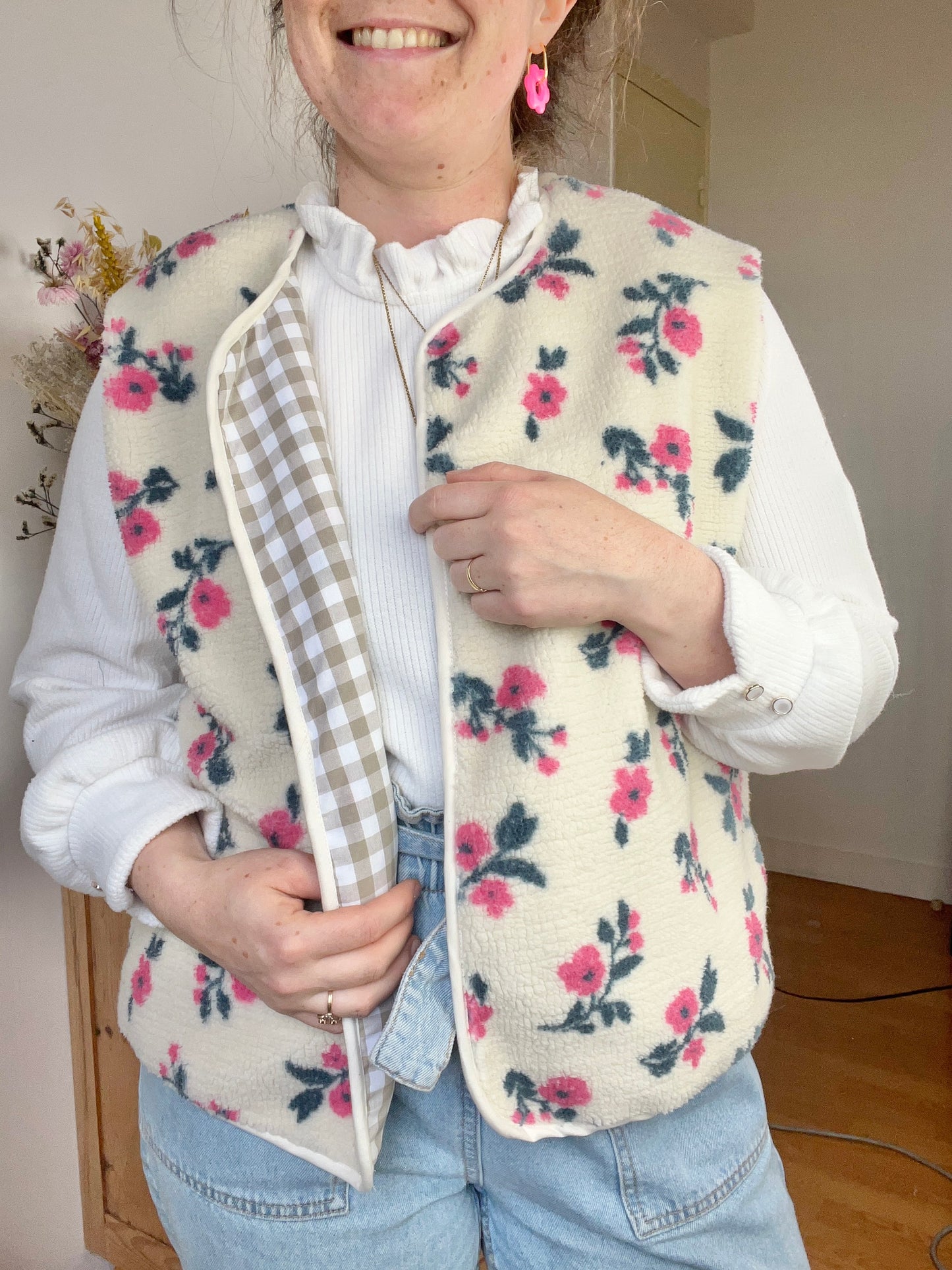 NOUVEAU ! Gilet fleuri Coraliane bordure et vichy crème