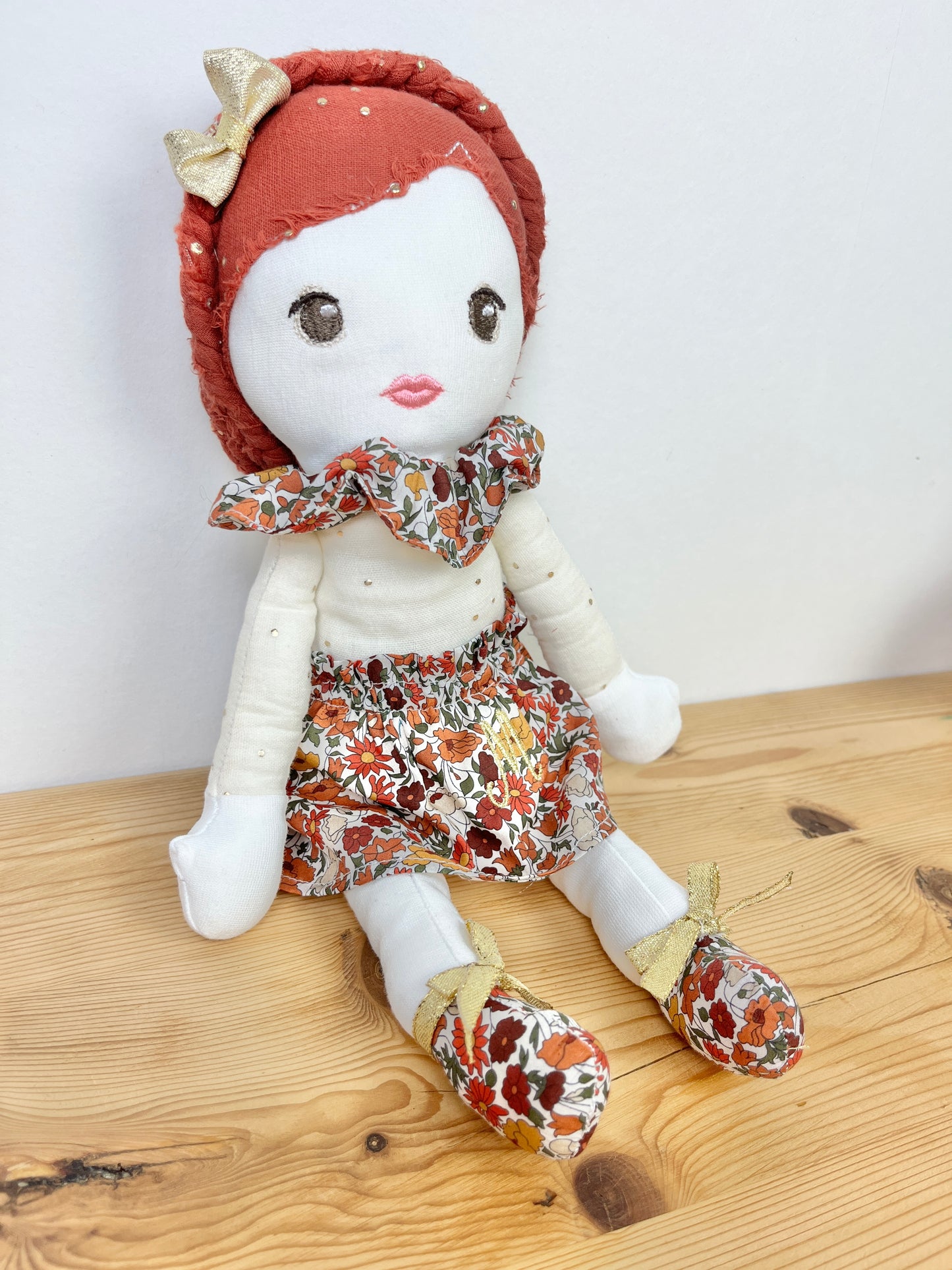 Petite poupée en Liberty