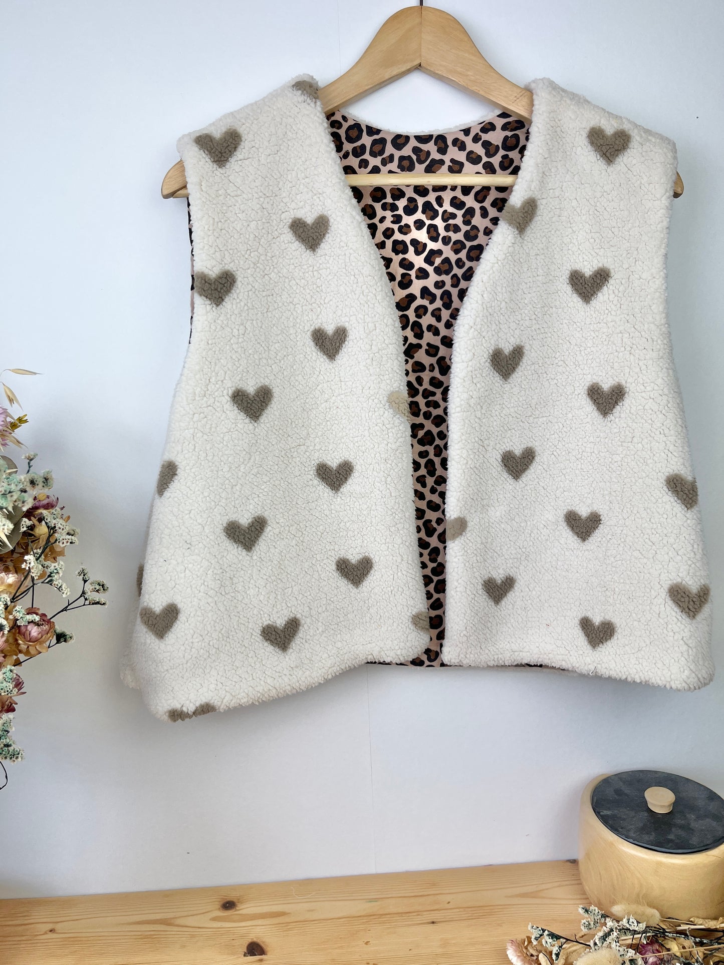 Le gilet Albane Adulte graou et petits coeurs