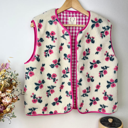 NOUVEAU ! Gilet fleuri Coraliane bordure et vichy fuchsia
