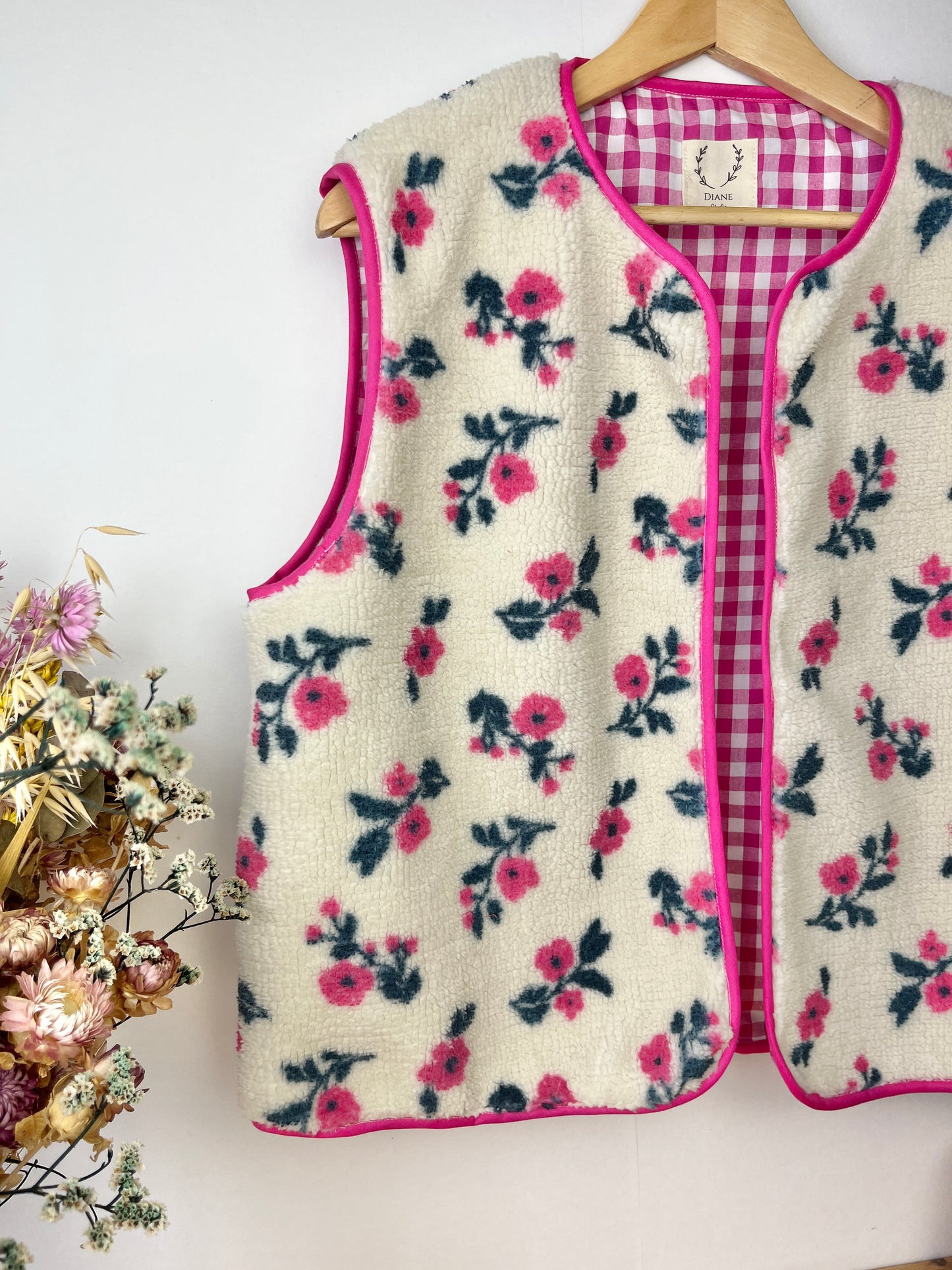 NOUVEAU ! Gilet fleuri Coraliane bordure et vichy fuchsia