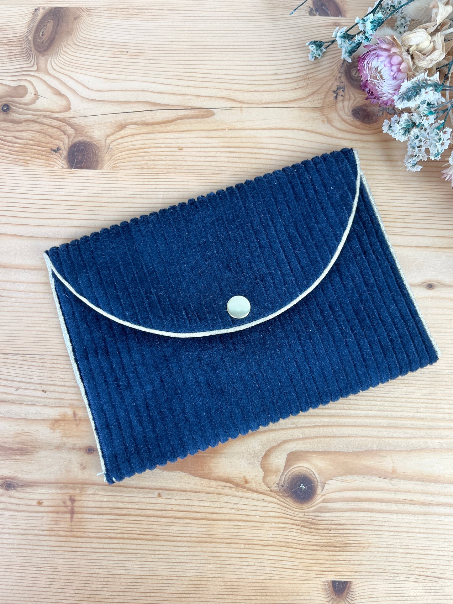 Le porte monnaie velours et Liberty of London