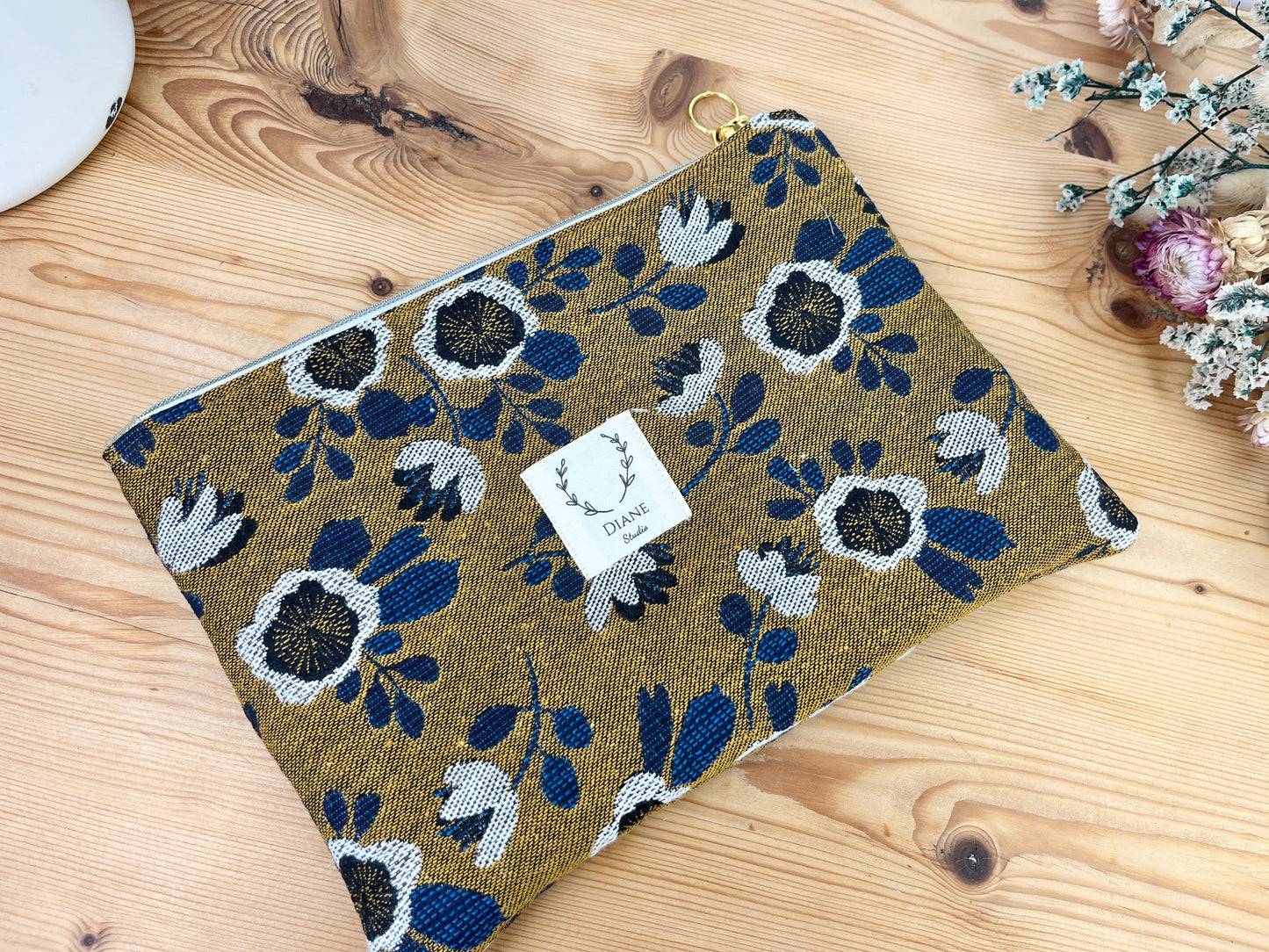 Babette la pochette plate jacquard fleurs grande taille