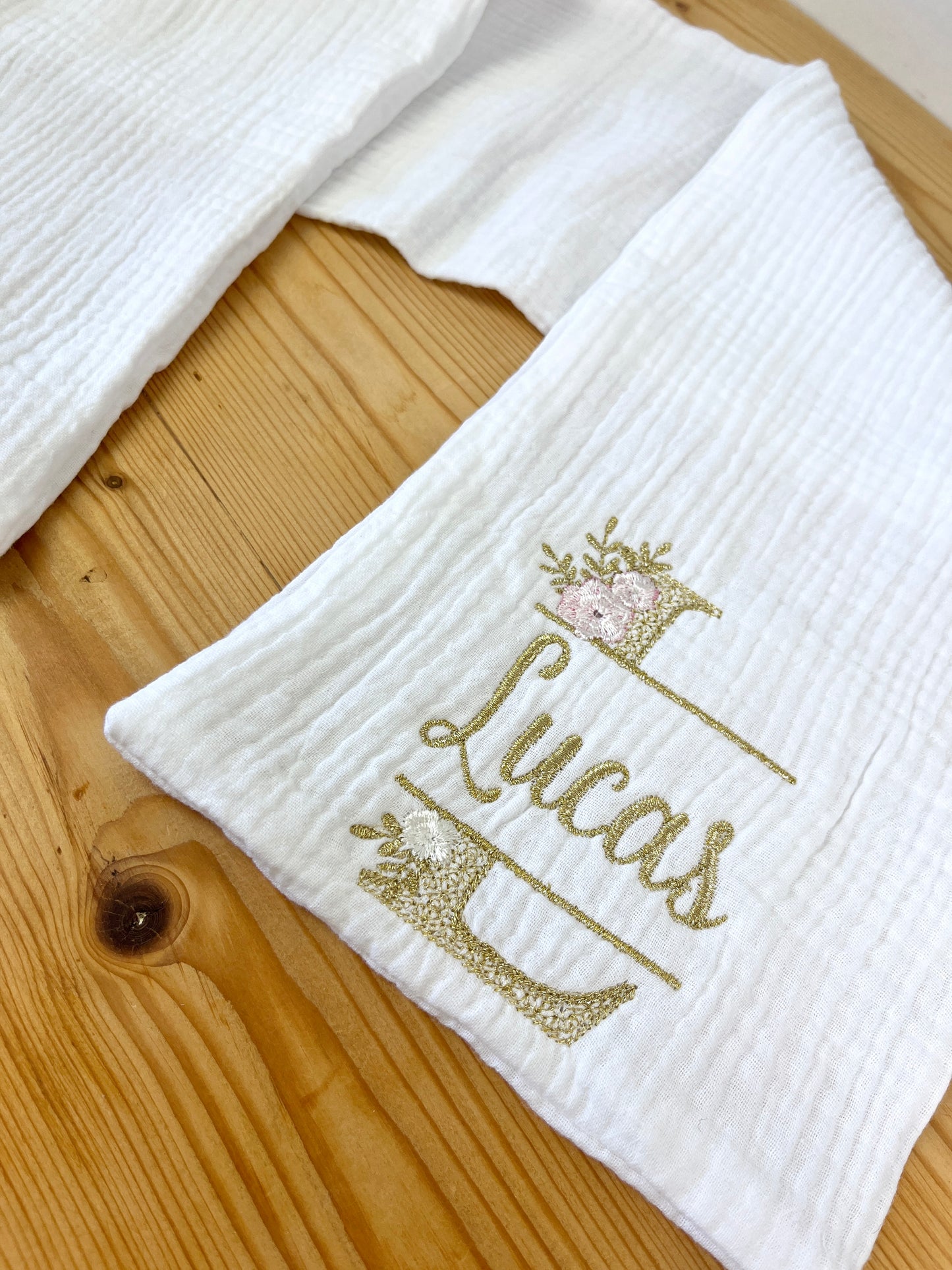 The Erwan model christening scarf