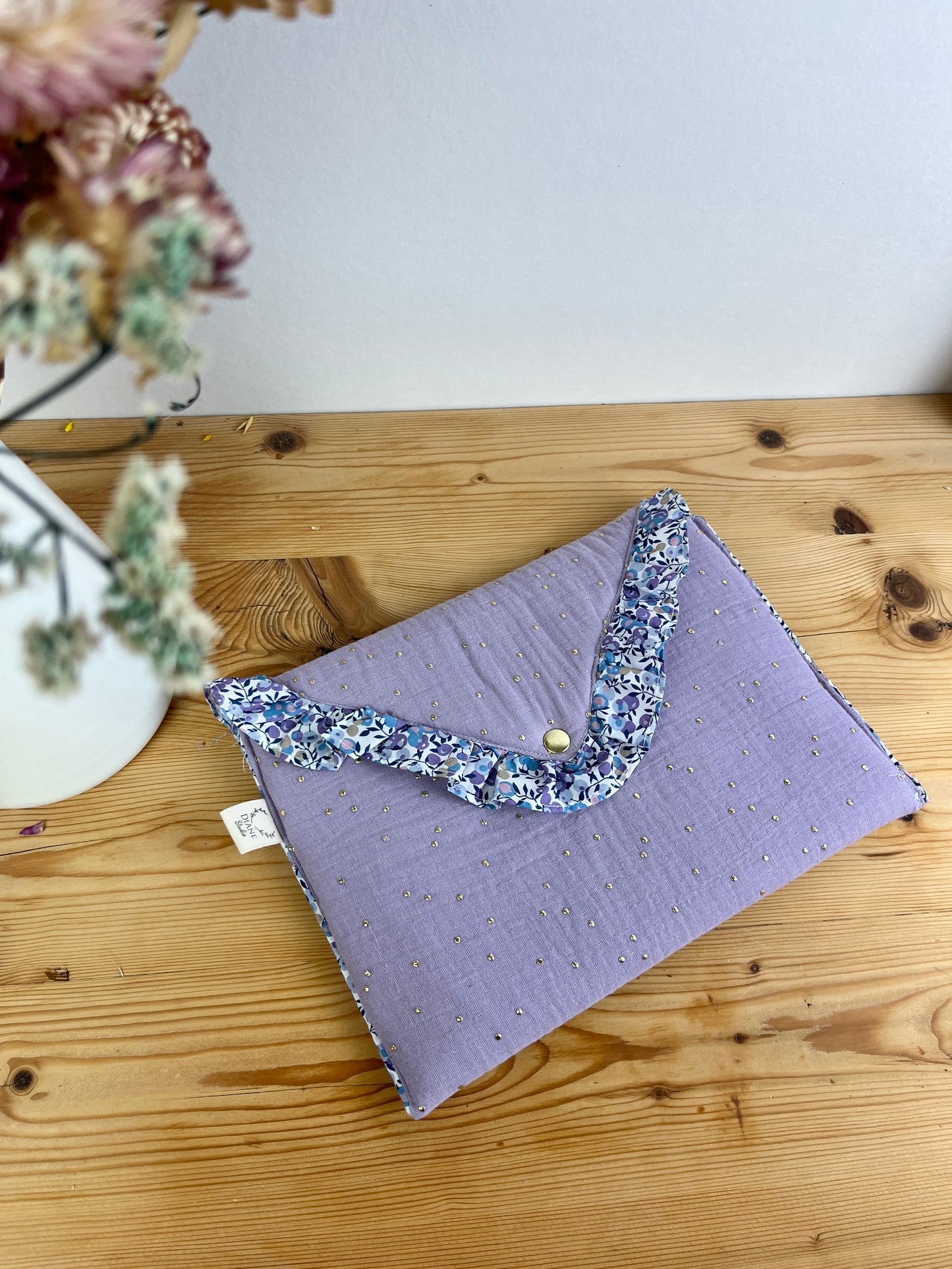 Pochette Charlotte gaze lilas et Liberty wiltshire lilas