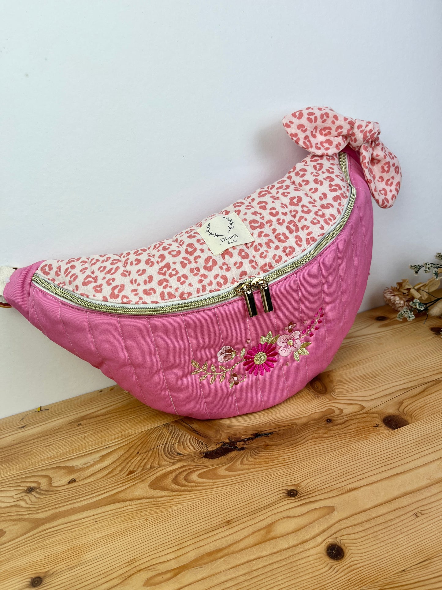 Le sac banane Eléonore gabardine rose et gaze léopard pink