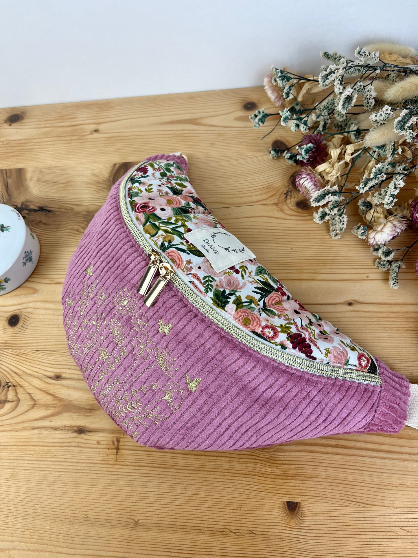 Le sac banane Eléonore velours rose thé garden party