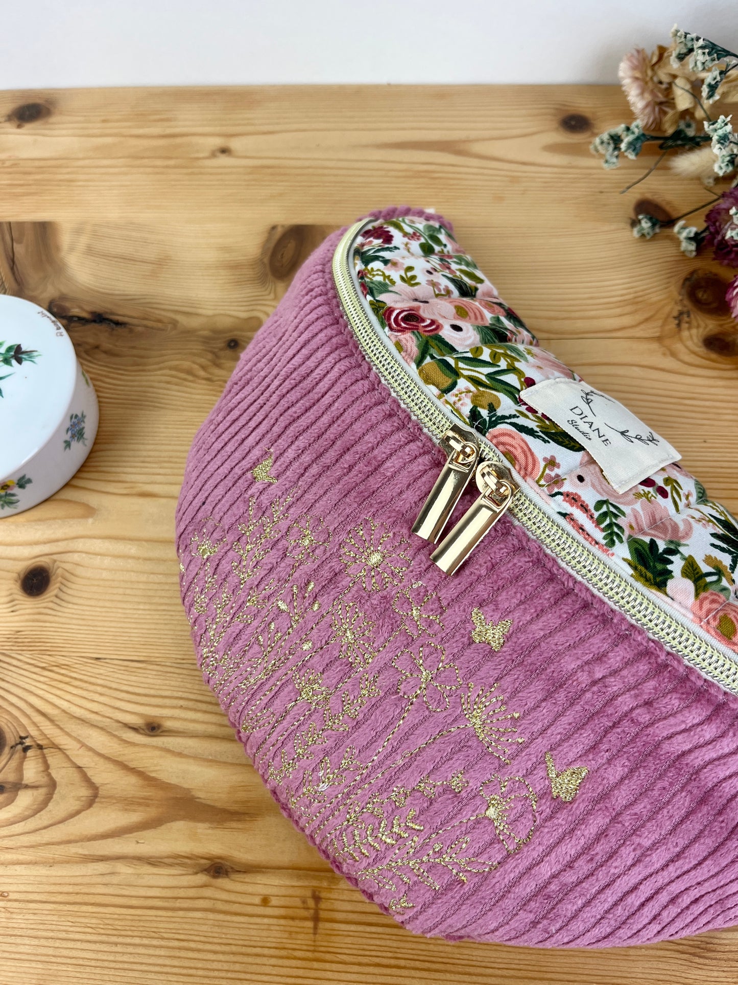 Le sac banane Eléonore velours rose thé garden party