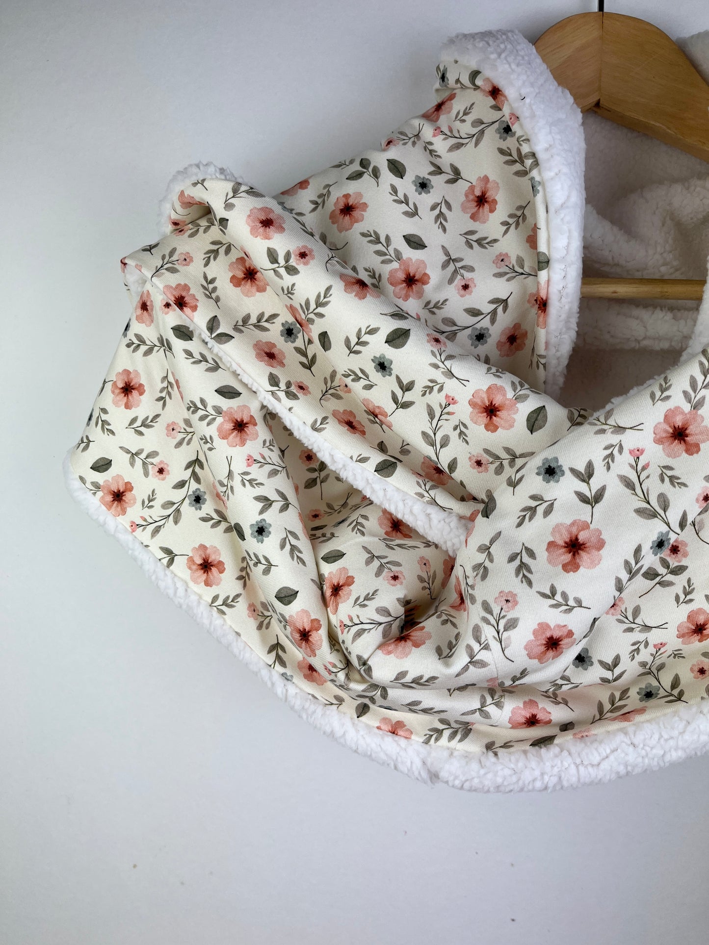 Le chèche jersey fleuri Elise