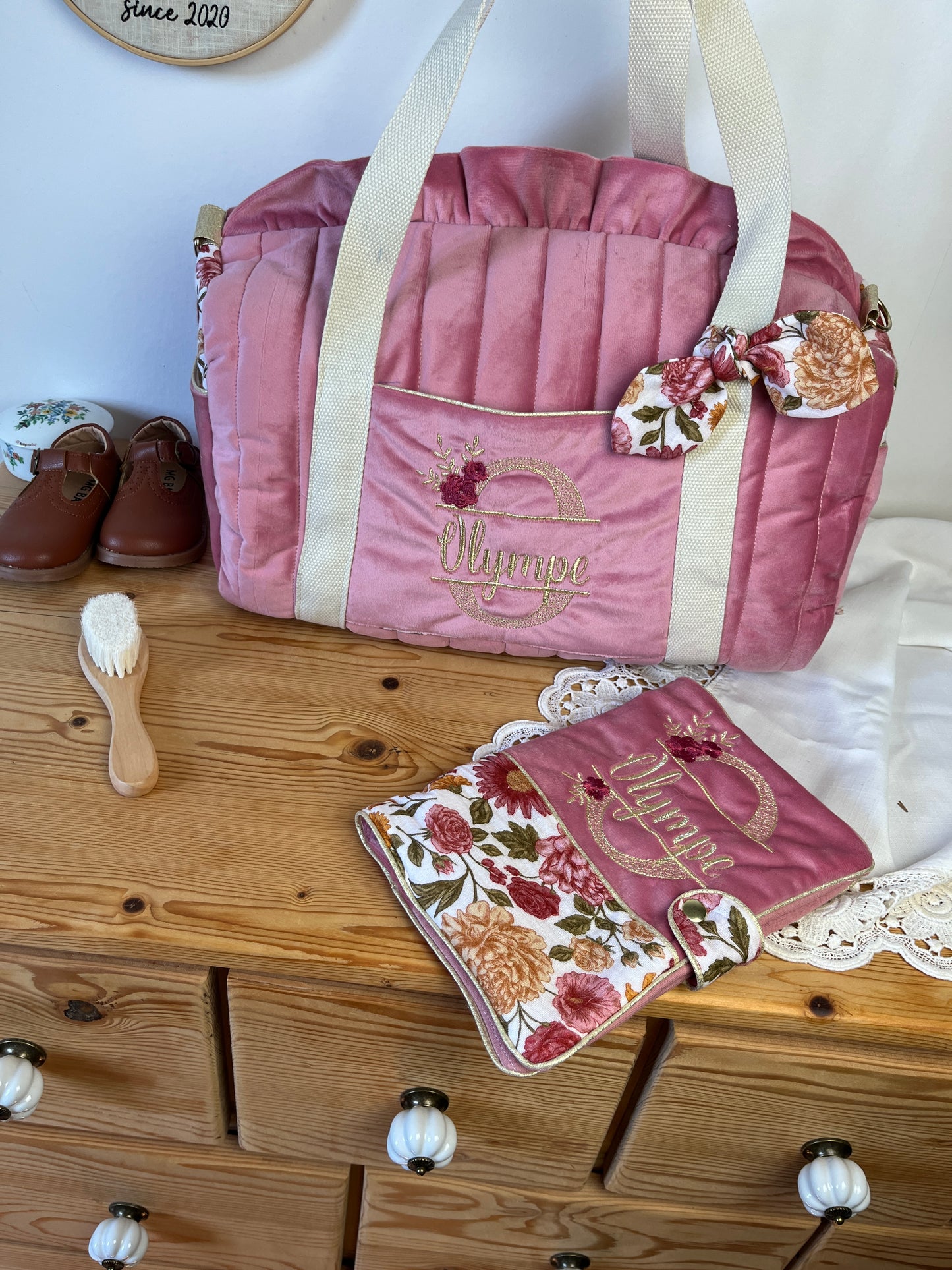 Ensemble: sac Louison, protège carnet et trousse Colette velours rose thé et gaze Elisabeth