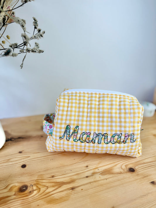 Trousse de toilette brodé maman