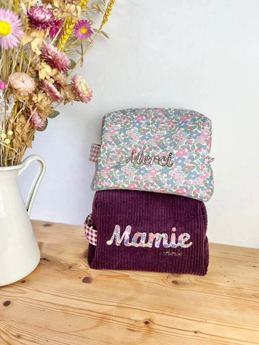 Trousse de toilette brodé mamie chérie