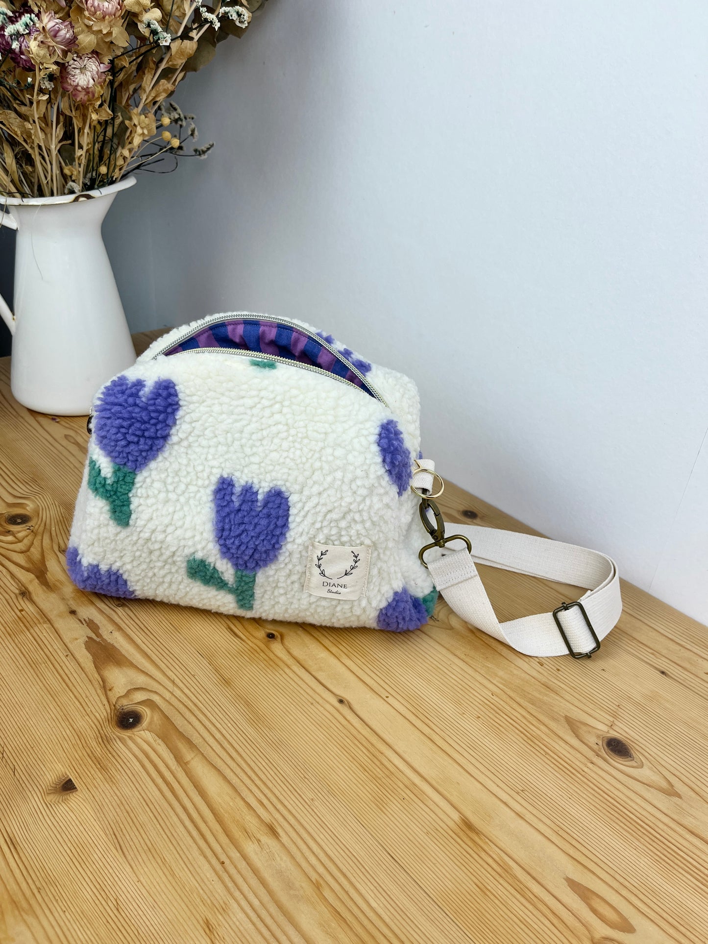 Colette le sac bandoulière sherpa tulipes violettes - en stock