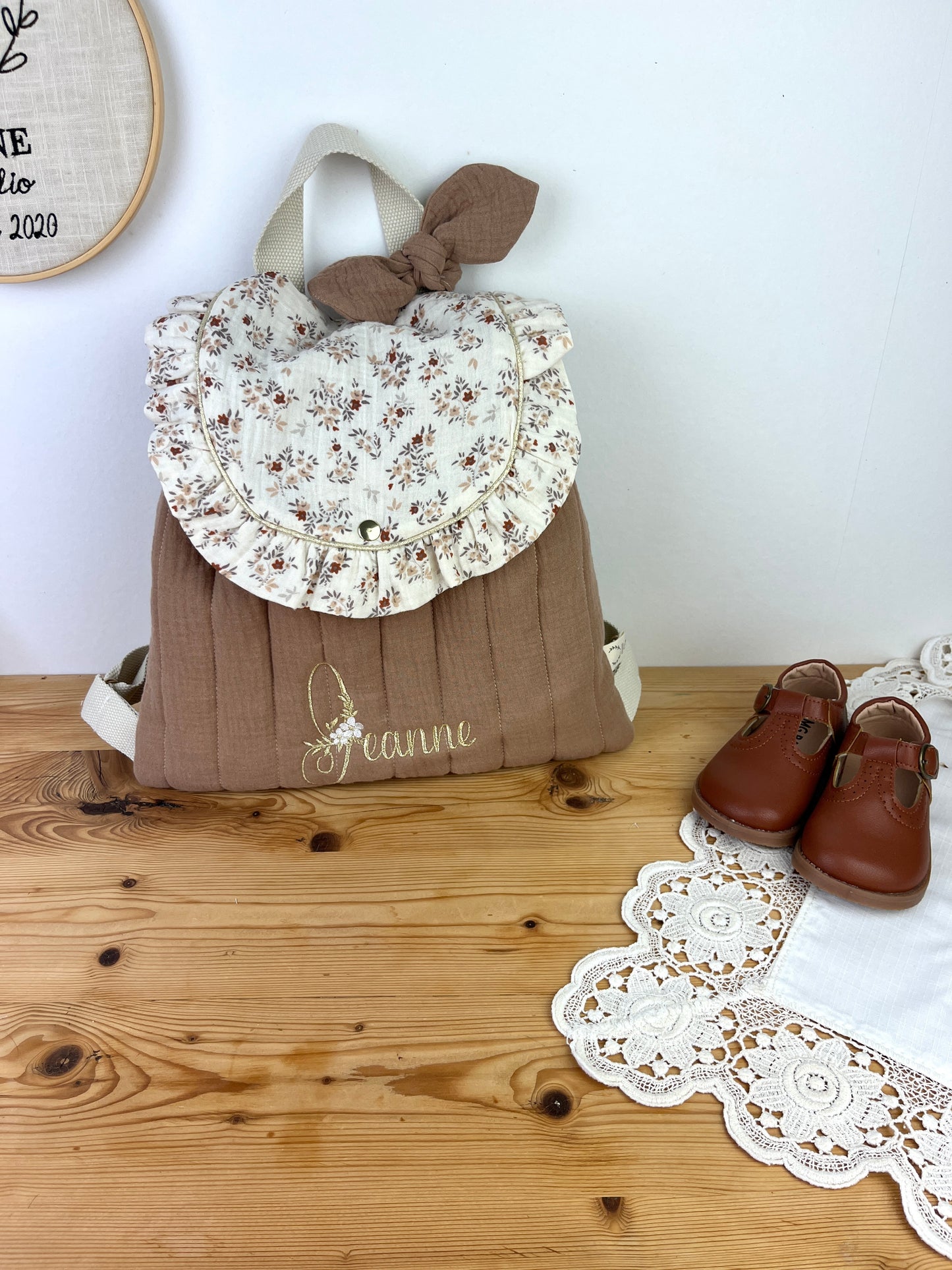Le sac à dos Églantine gaze caramel et namra