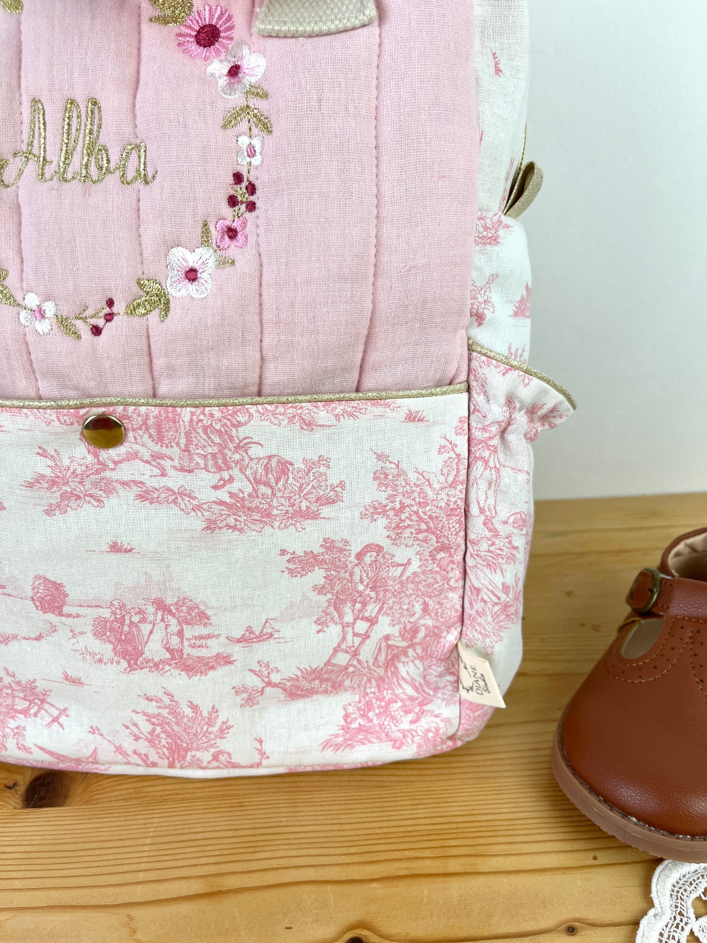 Le sac à dos enfant Ombeline gaze et jouy rose couronne fleurie