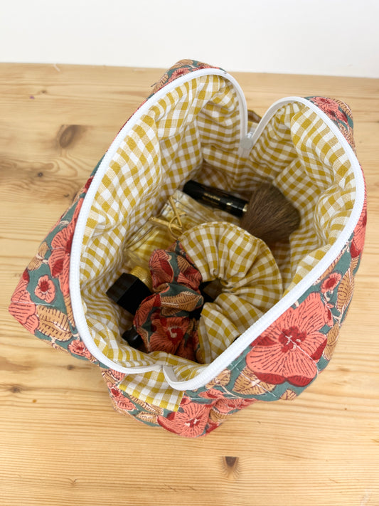 Trousse de toilette Colette Sahar et son chouchou