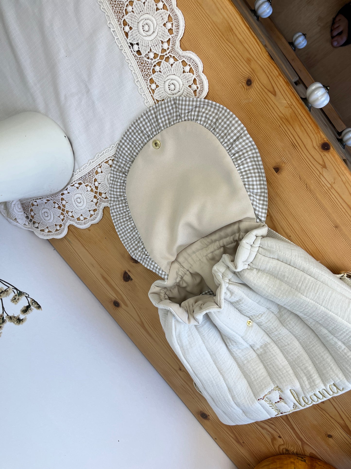 Le sac à dos Églantine gaze vanille et namra volant vichy