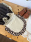 Le sac à dos Églantine gaze léopard et velours chocolat
