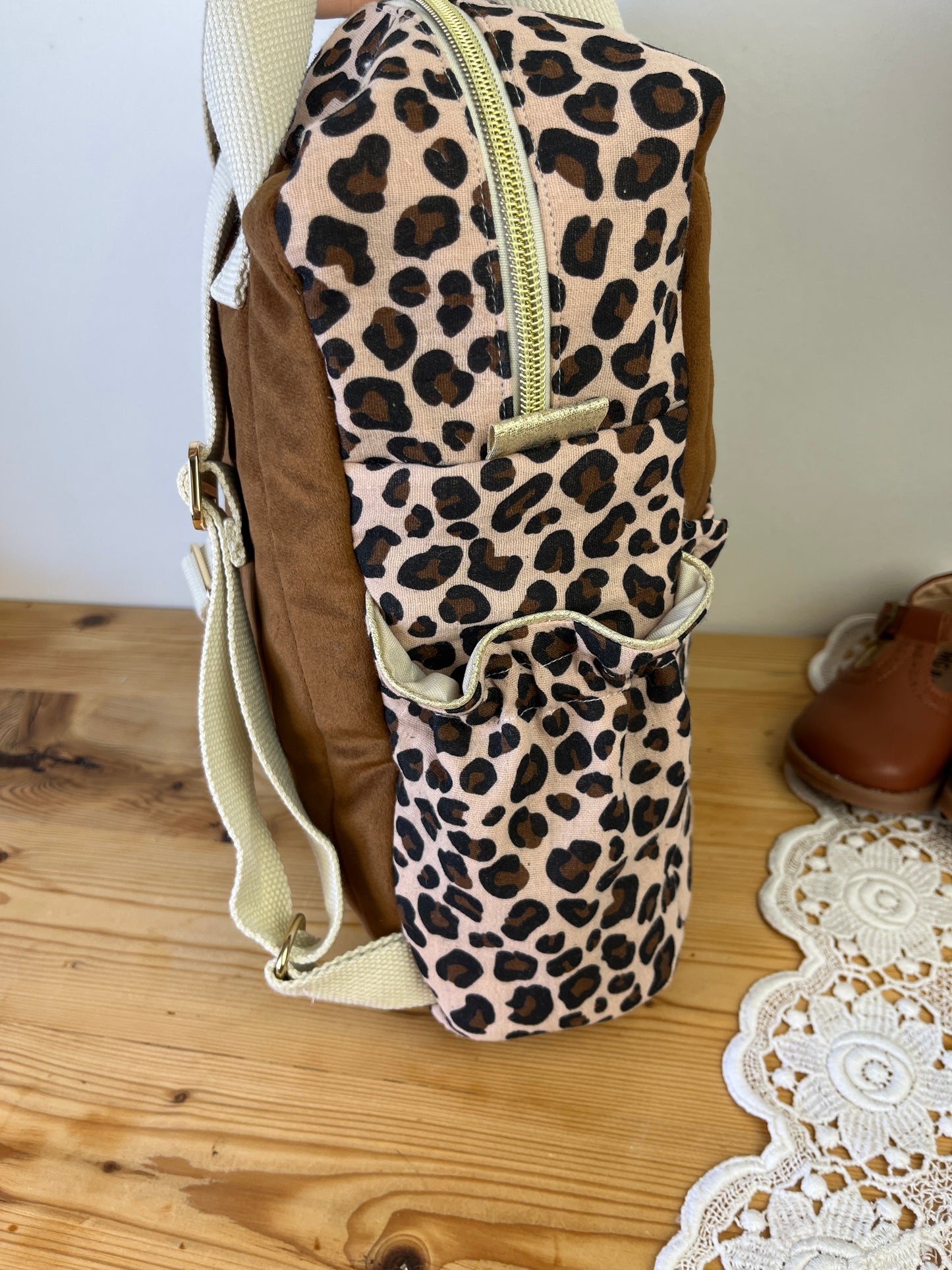The Ombeline children's backpack in quilted gauze and sky blue gingham