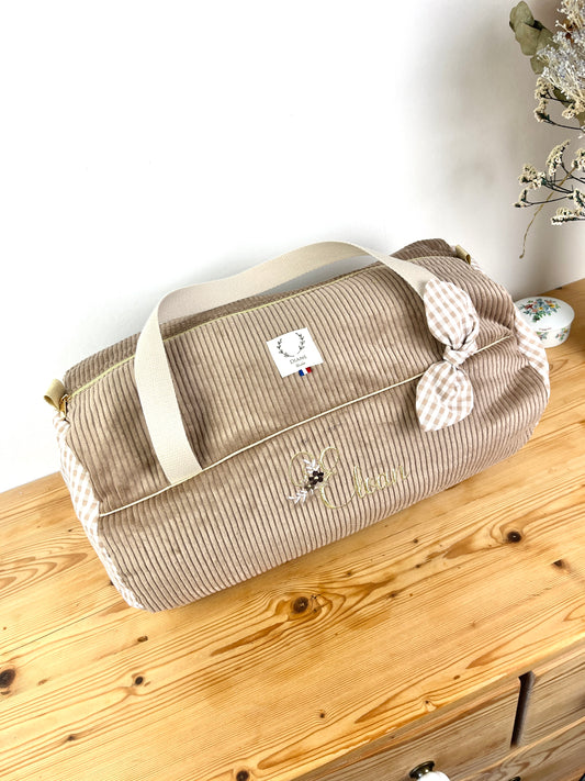 Louison le sac polochon personnalisé velours camel et vichy beige
