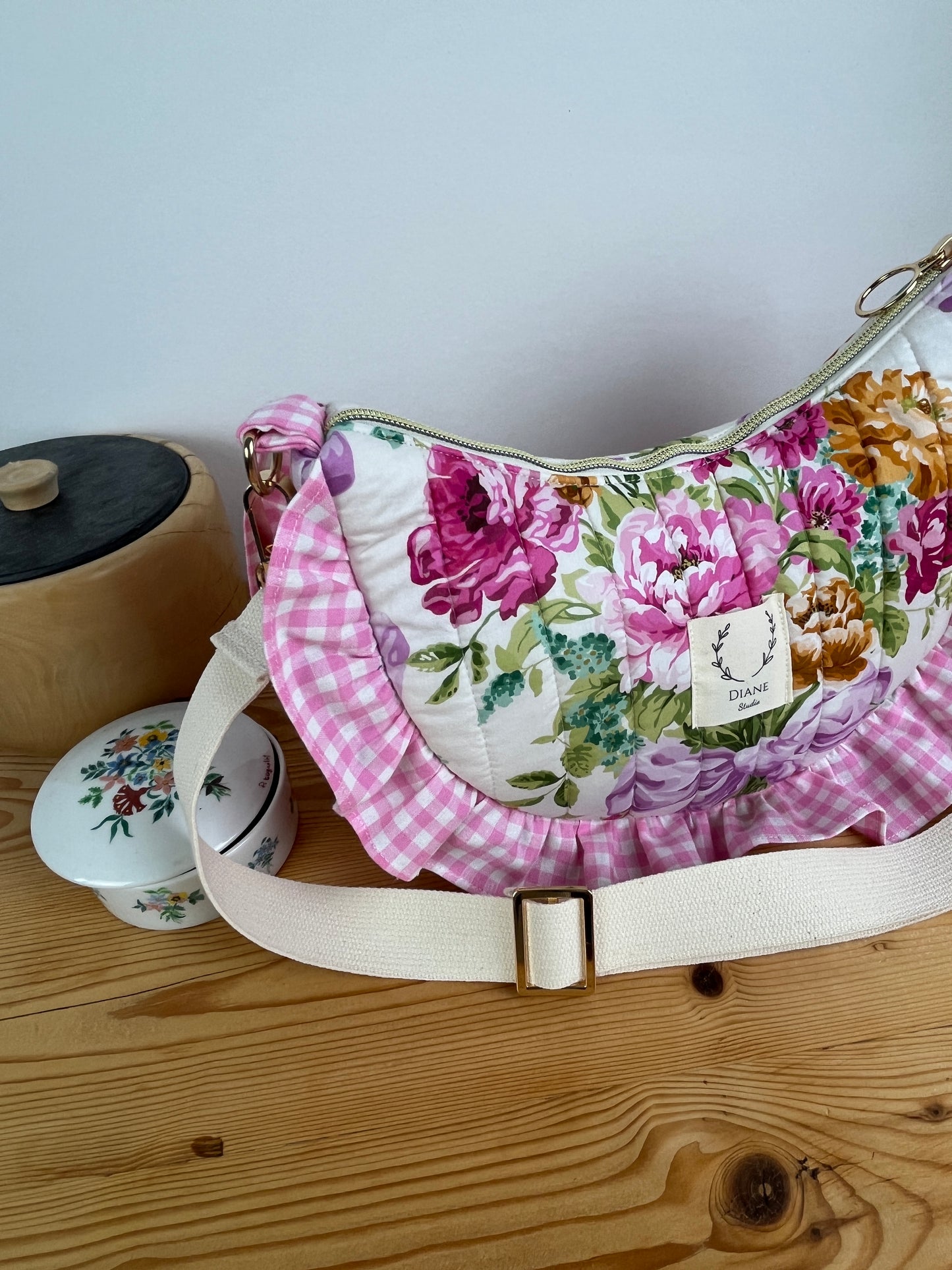 Milan le sac croissant matelassé Liberty of London Bridgerton