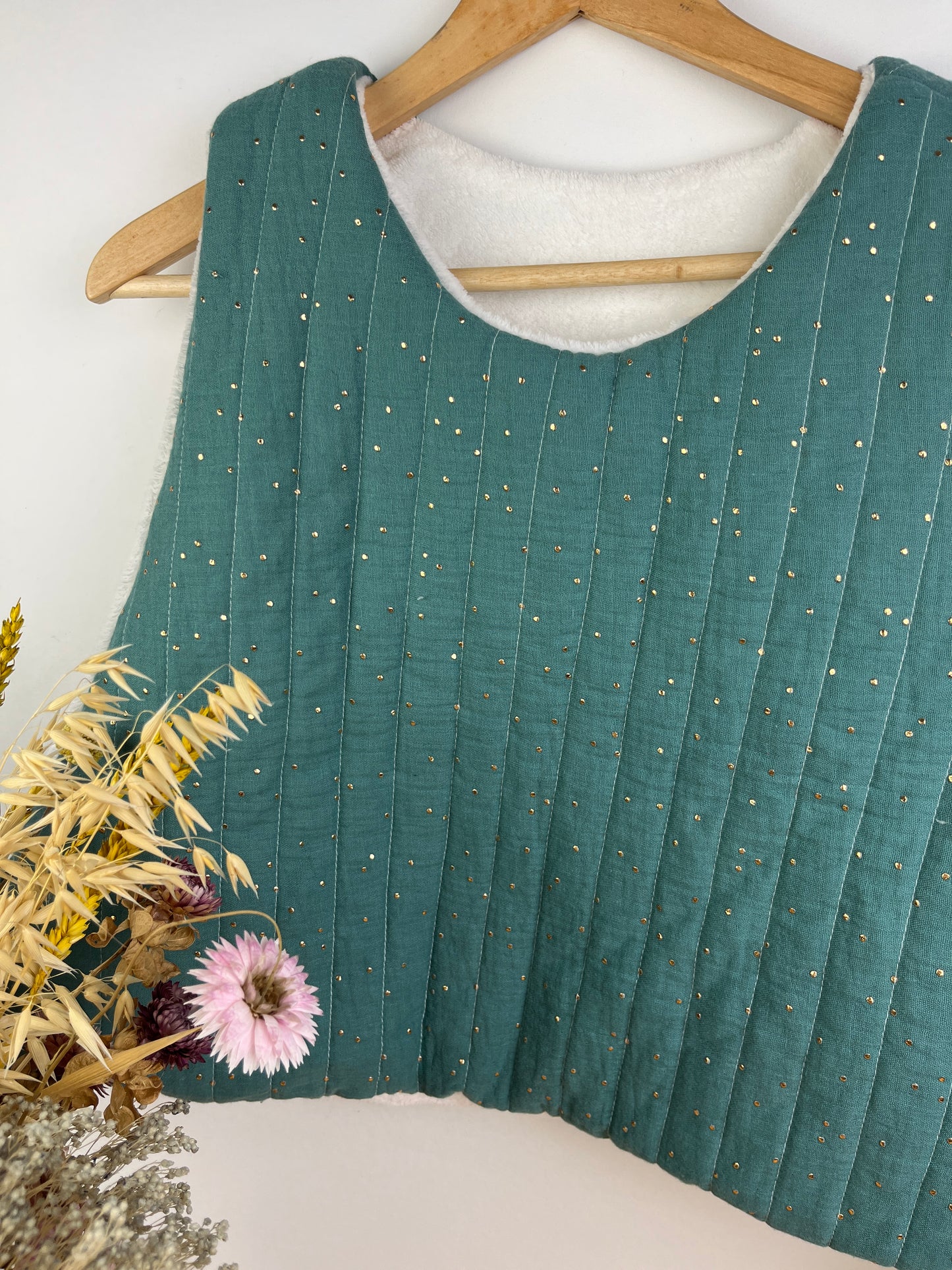 Le pull Joséphine gaze eucalyptus et polaire doudou