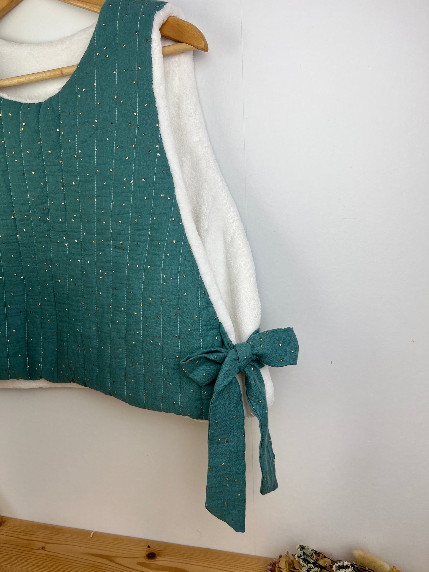 Le pull Joséphine gaze eucalyptus et polaire doudou
