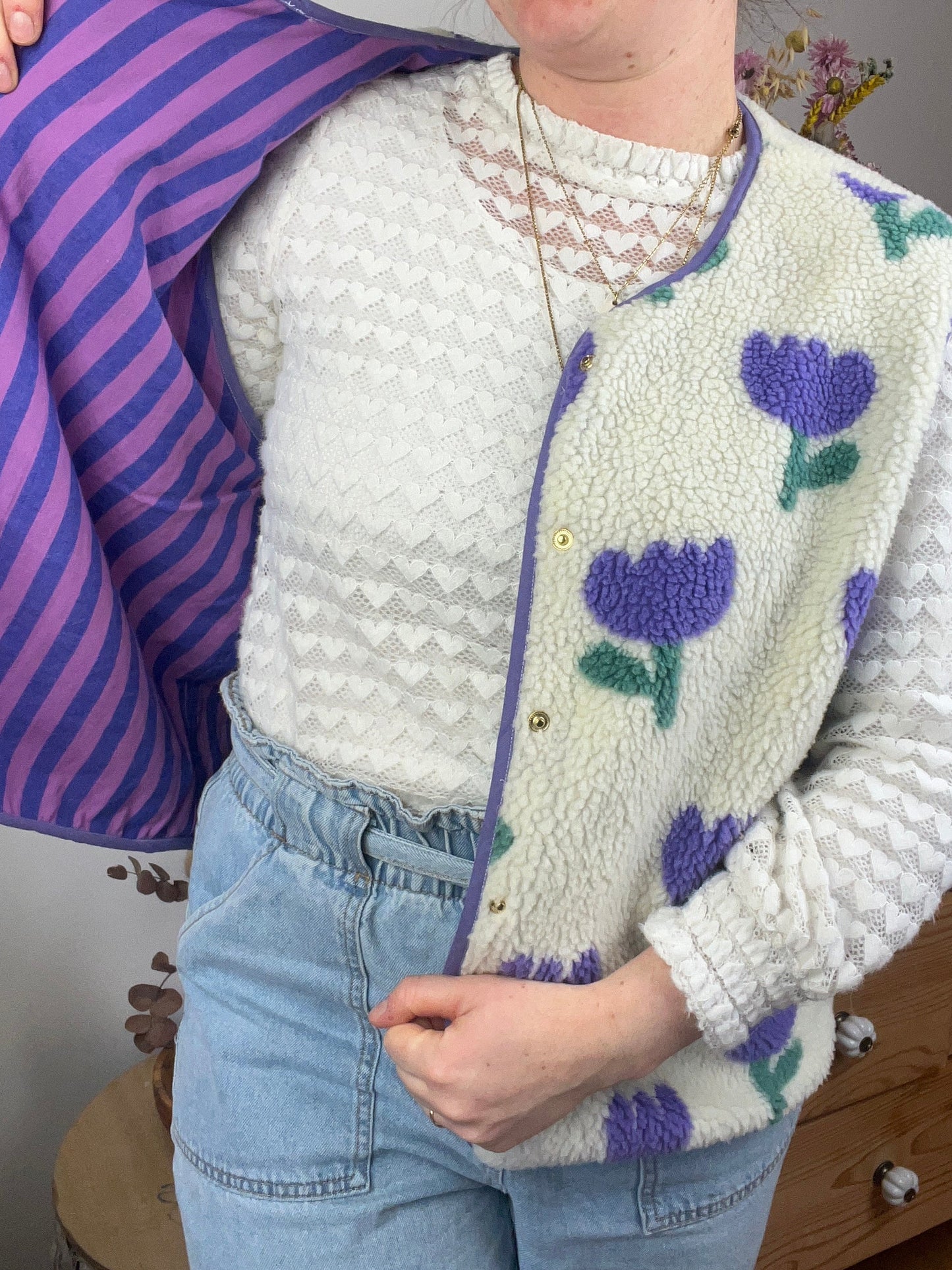 Le gilet Coraliane sherpa tulipes mauve -sur commande